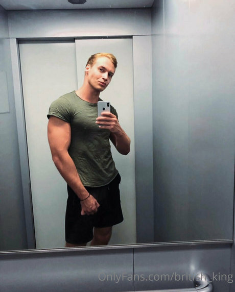 british king onlyfans leak ass