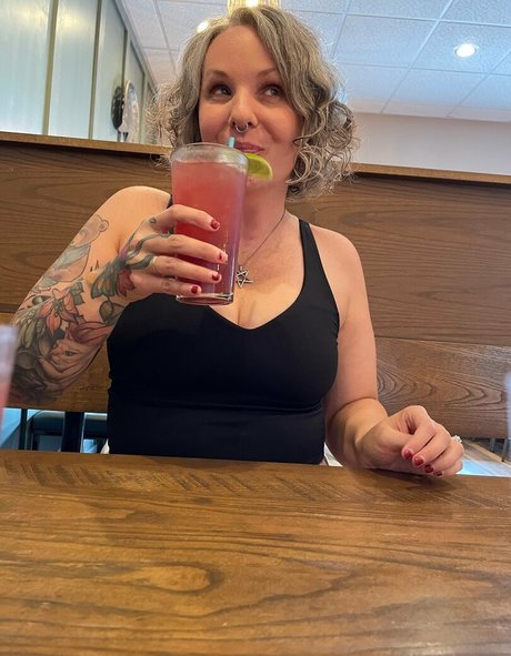 joyoustaylorjoyfree nudes onlyfans