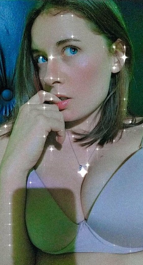 social media influencer onlyfans top img