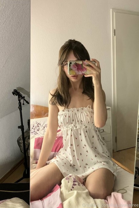 littledaisyfree onlyfans explicit content