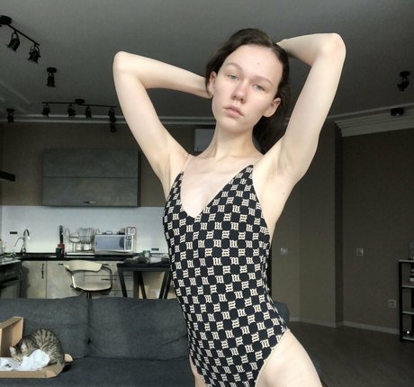 milashka420 onlyfans strip tease