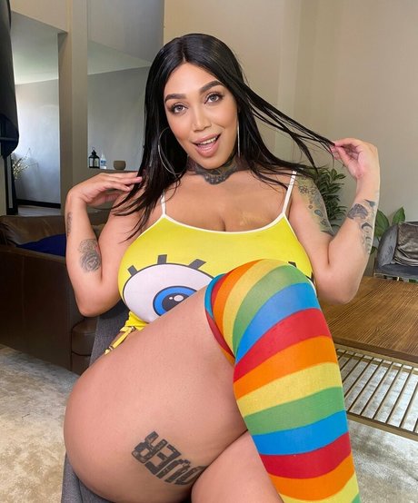 amoraluvs onlyfans nudes leaks