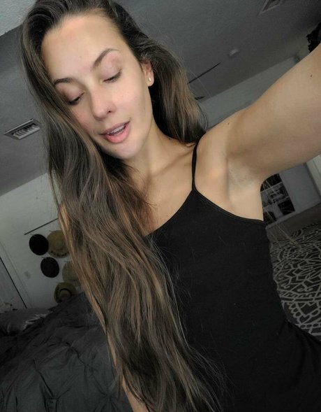 kyliecupcake only fans pic