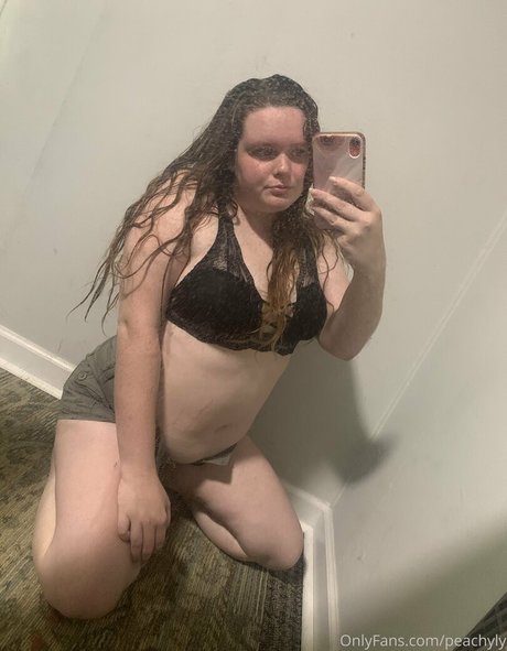 peachyly onlyfans naked leaks