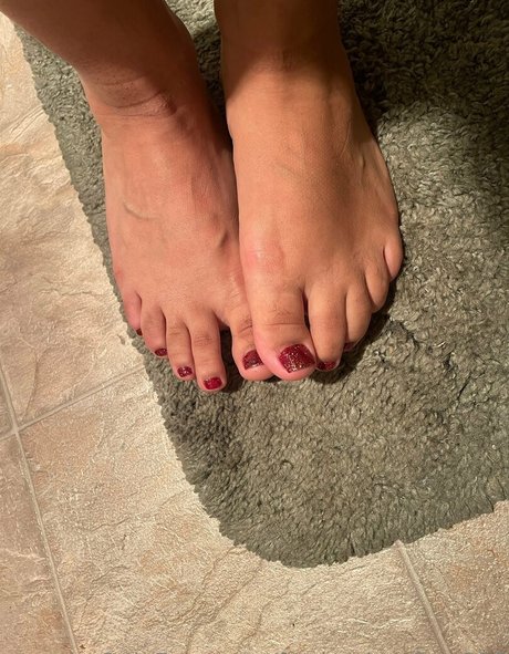 fernandas feet888 leaked onlyfans sex tape