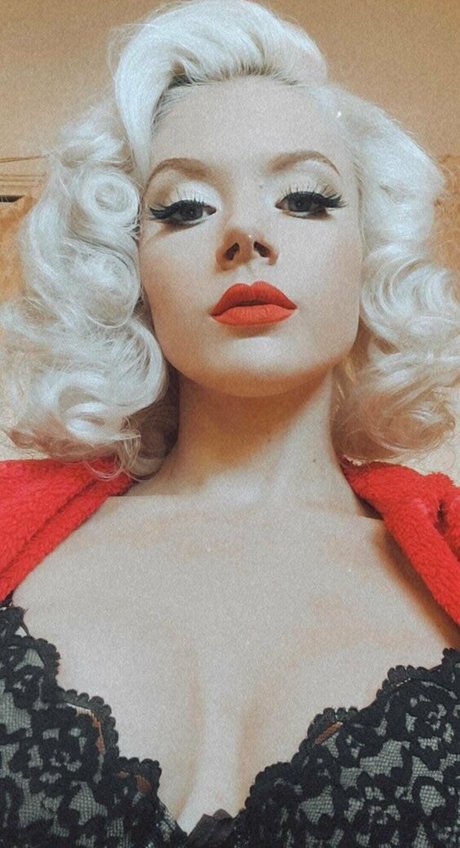 officiallymosh naked on onlyfans