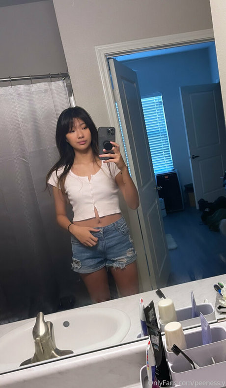 peeness y onlyfans leak