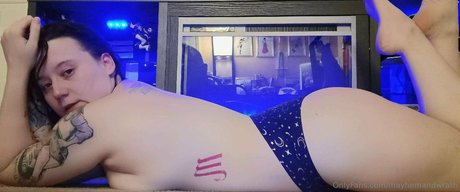 mayhemandwrath onlyfans model