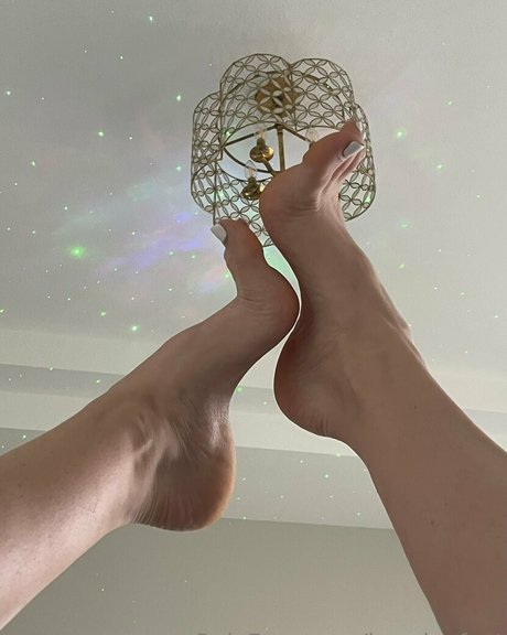 blonde squirt onlyfans adult depiction