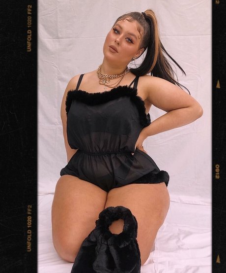 Holly Marston leaked onlyfans photos