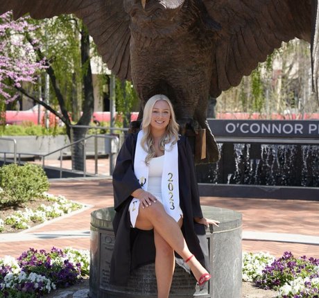 Alyssa K onlyfans creator