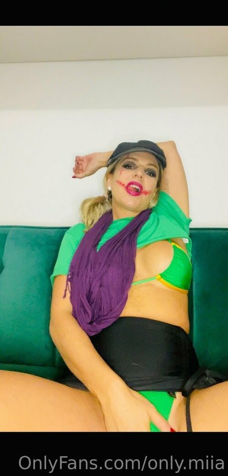 only miia Profile pic