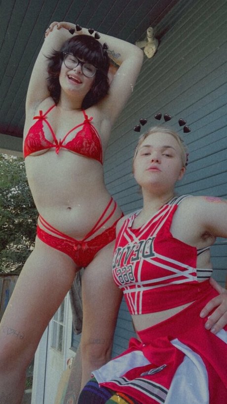 cl0wnpwuppy nude on onlyfans