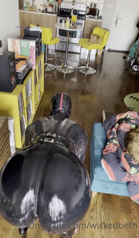 Wicked Beth onlyfans lean