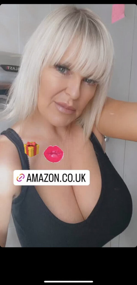 blonde cumshot onlyfans erotic snapshot