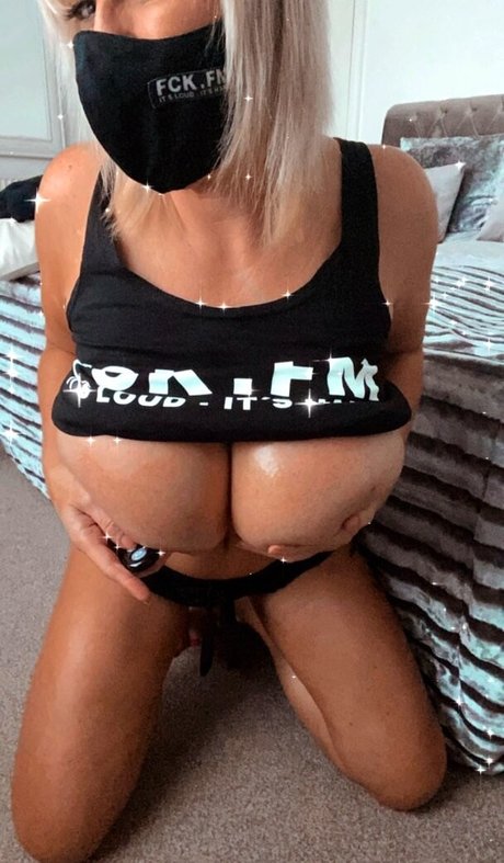 Mollyjfoxx leaked porn onlyfans