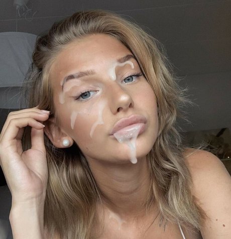 nelldelli leaked onlyfans nudes