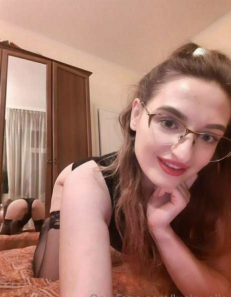 lucky ella leak onlyfans