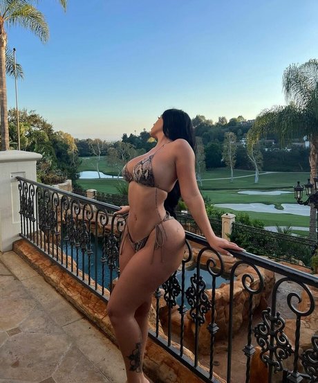 Danielle P onlyfans page