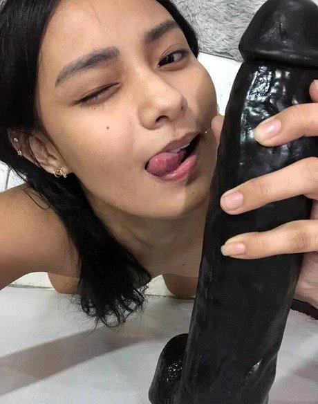 Riza Loren Carrillo fans only