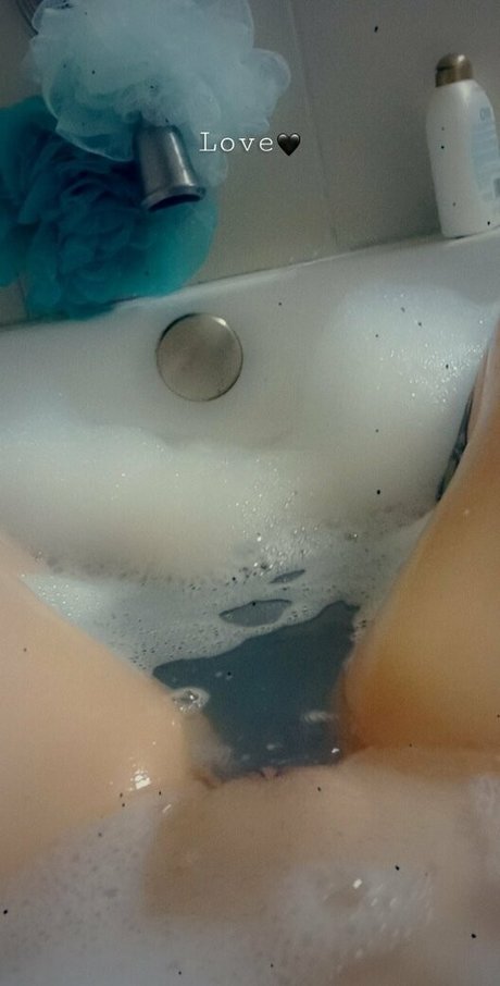 humpday addams nude leaked onlyfans