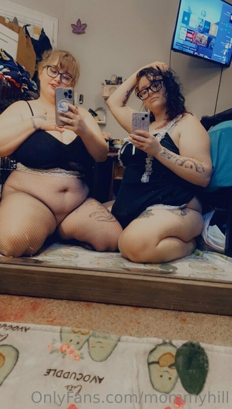 mommyhill onlyfans leaka