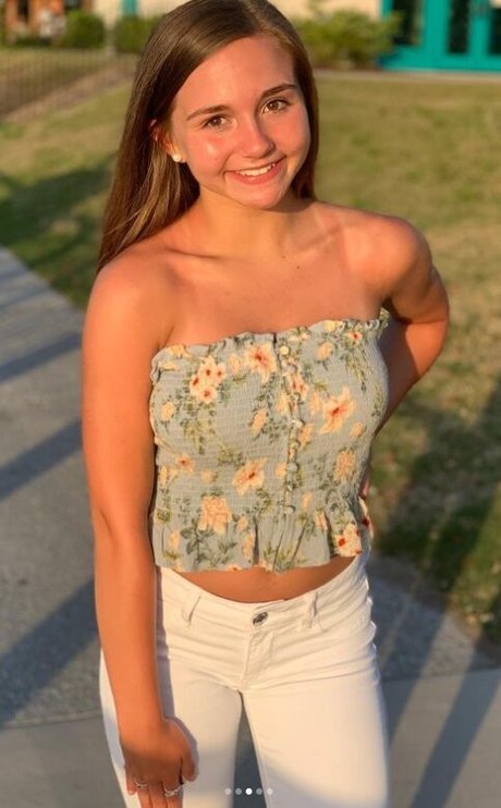 Carol Hayes naked onlyfans leaks