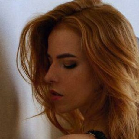 elizaveta bond onlyfans leak nudes