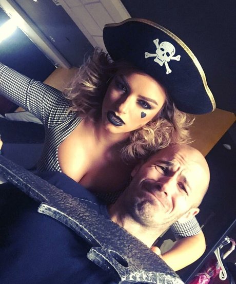 mother daughter onlyfans free xxx snap