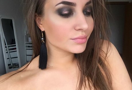 Katrina Maria only fans leaked