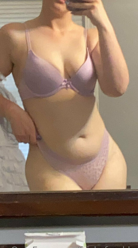 friskyfreckle naked onlyfans leaked