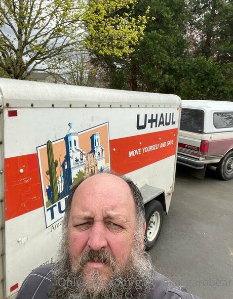 gary aka garebear tits onlyfans