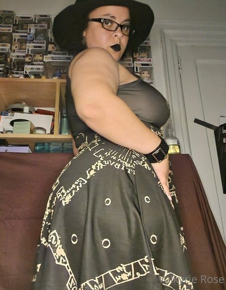 valkyrie rose freee onlyfans leak xxx