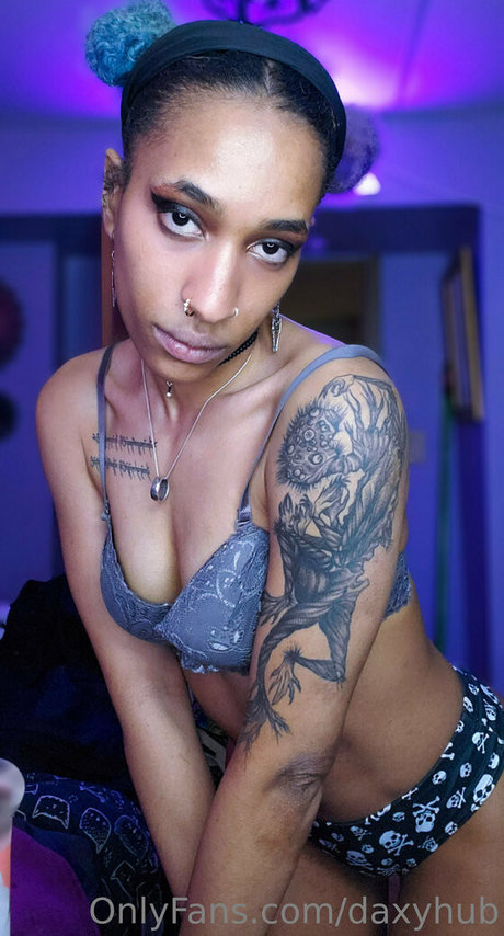 daxyhub onlyfans model photos