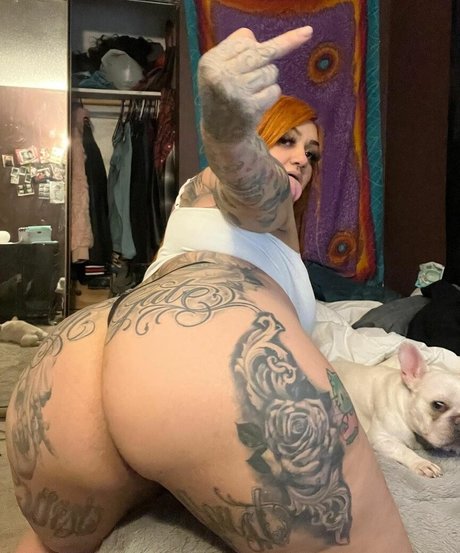 Bossbori onlyfans striptease