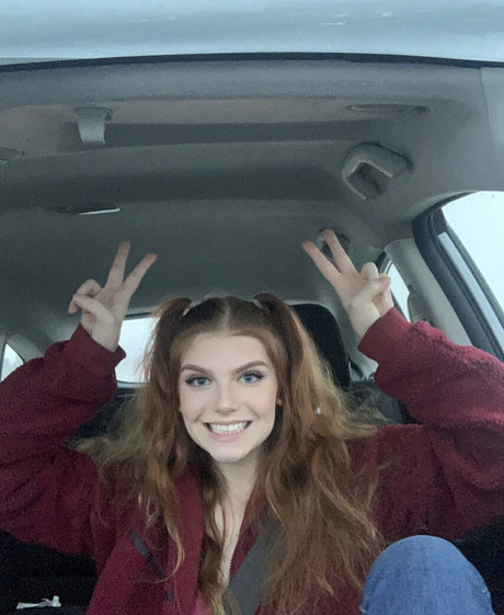 sexyredinbedfree onlyfans leak naked