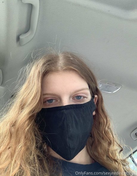 sexyredinbedfree onlyfans leakes
