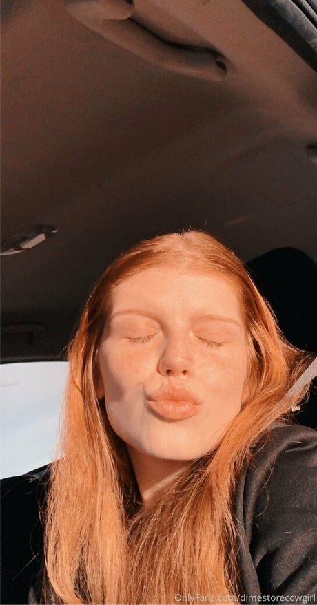 sexyredinbedfree onlyfans nude tits