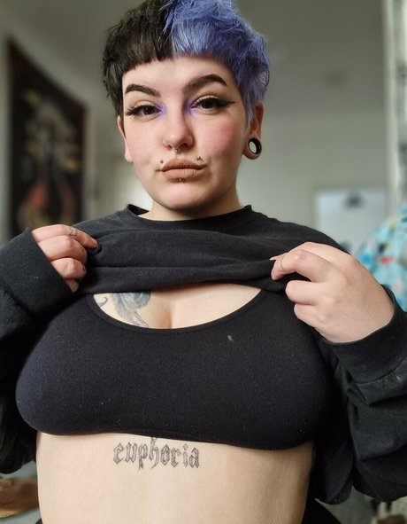 little m0th onlyfans fotos