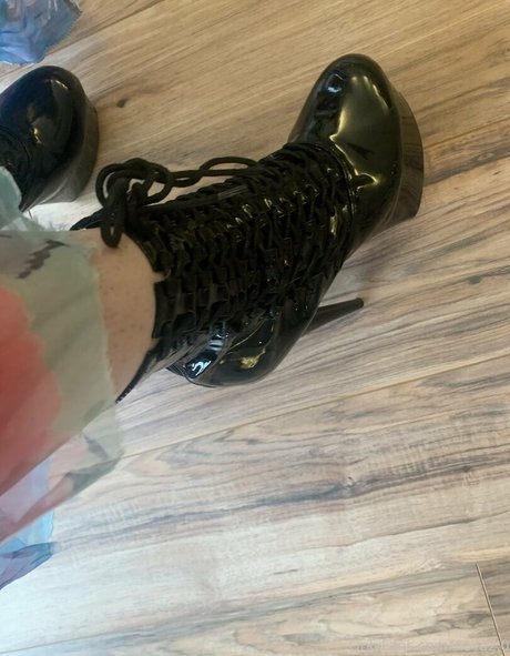 nova2 0 leak only fans