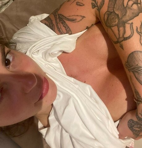 Manu Guglielmi only fans content