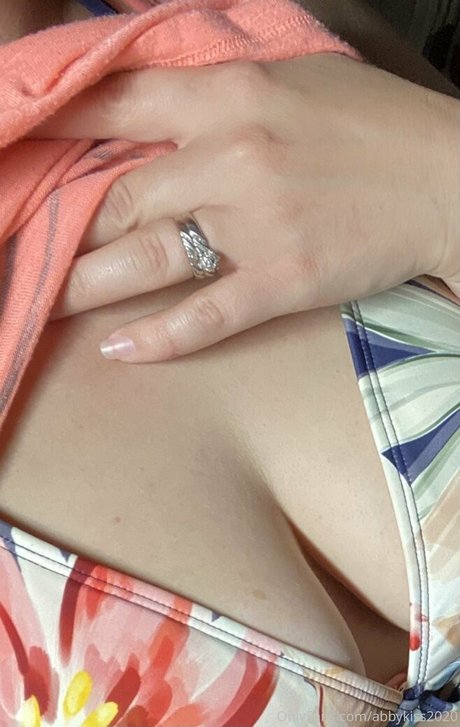 abbykiss2020 onlyfans public photos