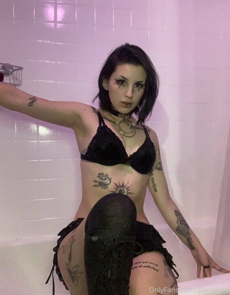 alienslush onlyfans photos