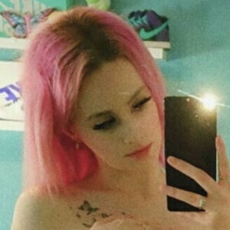 BaaddiestJess onlyfans leakes