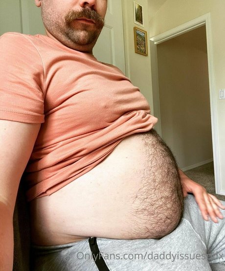 daddyissuespdx onlyfans post