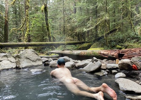 daddyissuespdx nude onlyfans