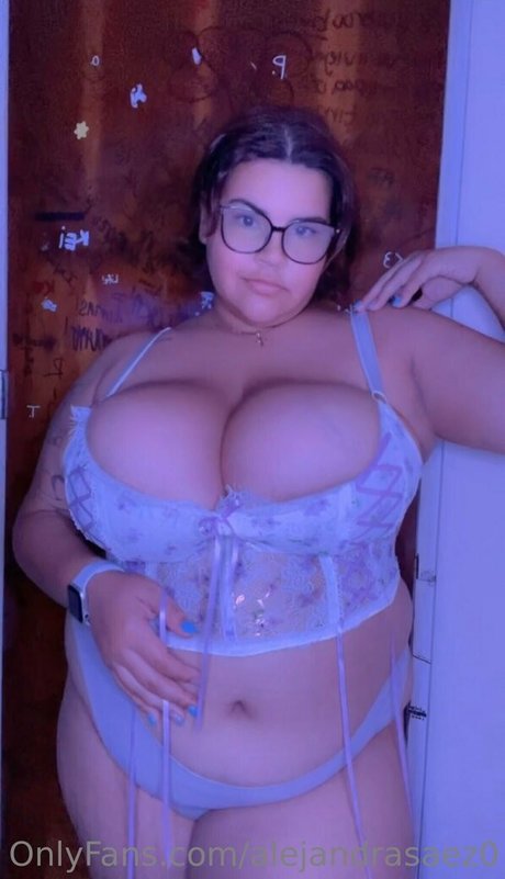 alejandrasaez0 new onlyfans leaks
