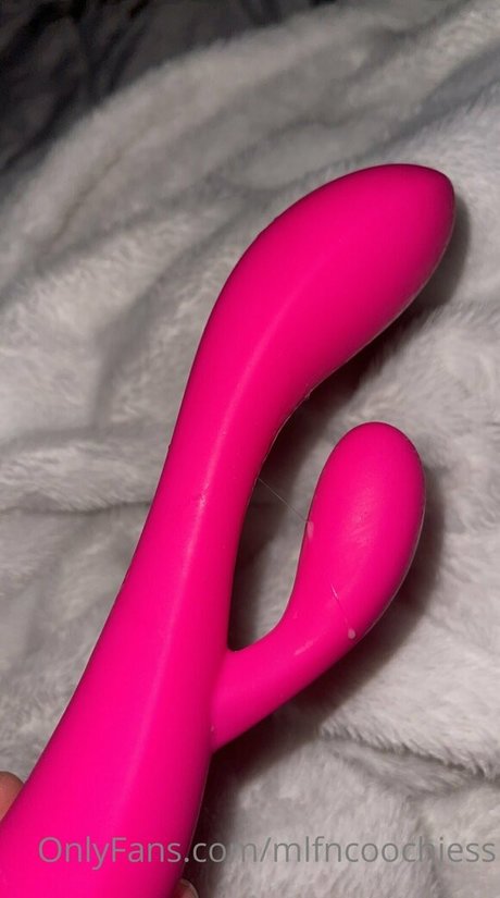 mlfncoochiess nude onlyfans pics