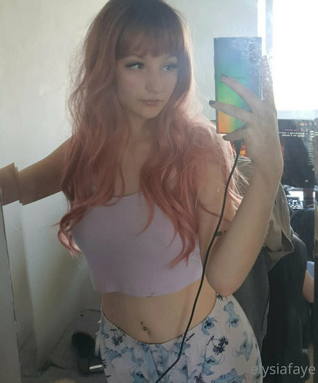 elysiafayex nude onlyfans leaked