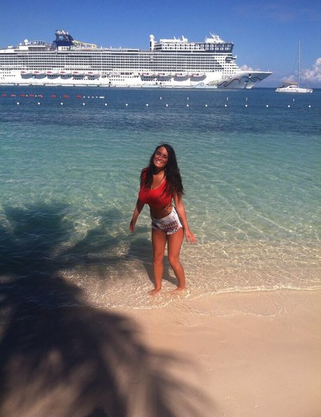 reverse cowgirl onlyfans beautiful xxx portrayal